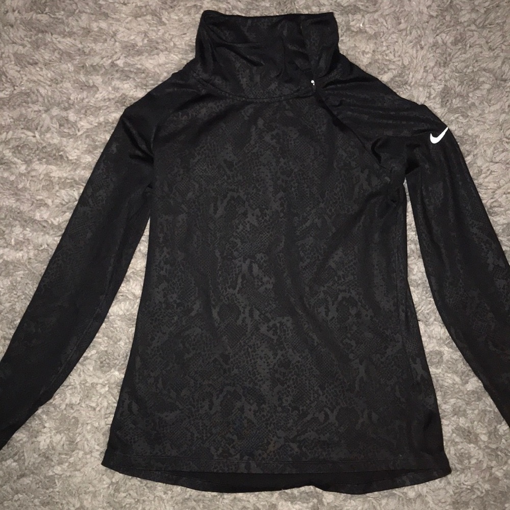 Nike fitted quarter zip